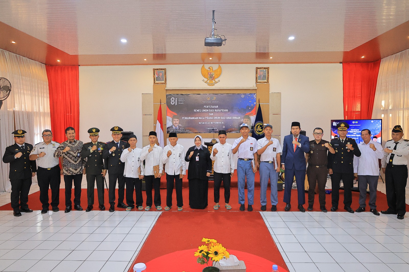 Bupati Purworejo Serahkan Remisi, 113 WBP Rutan Purworejo Terima Pengurangan Masa Pidana